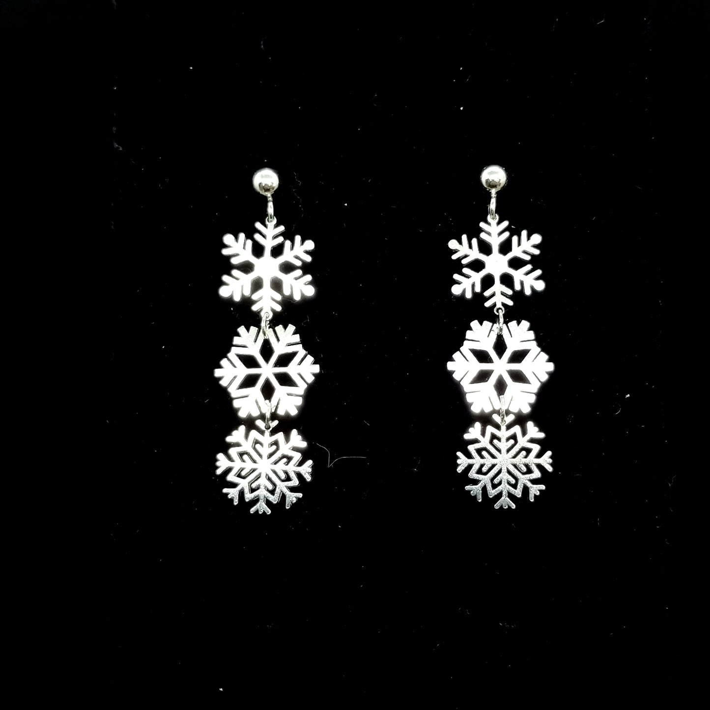 Silver Snowflakes - Dangle Earrings