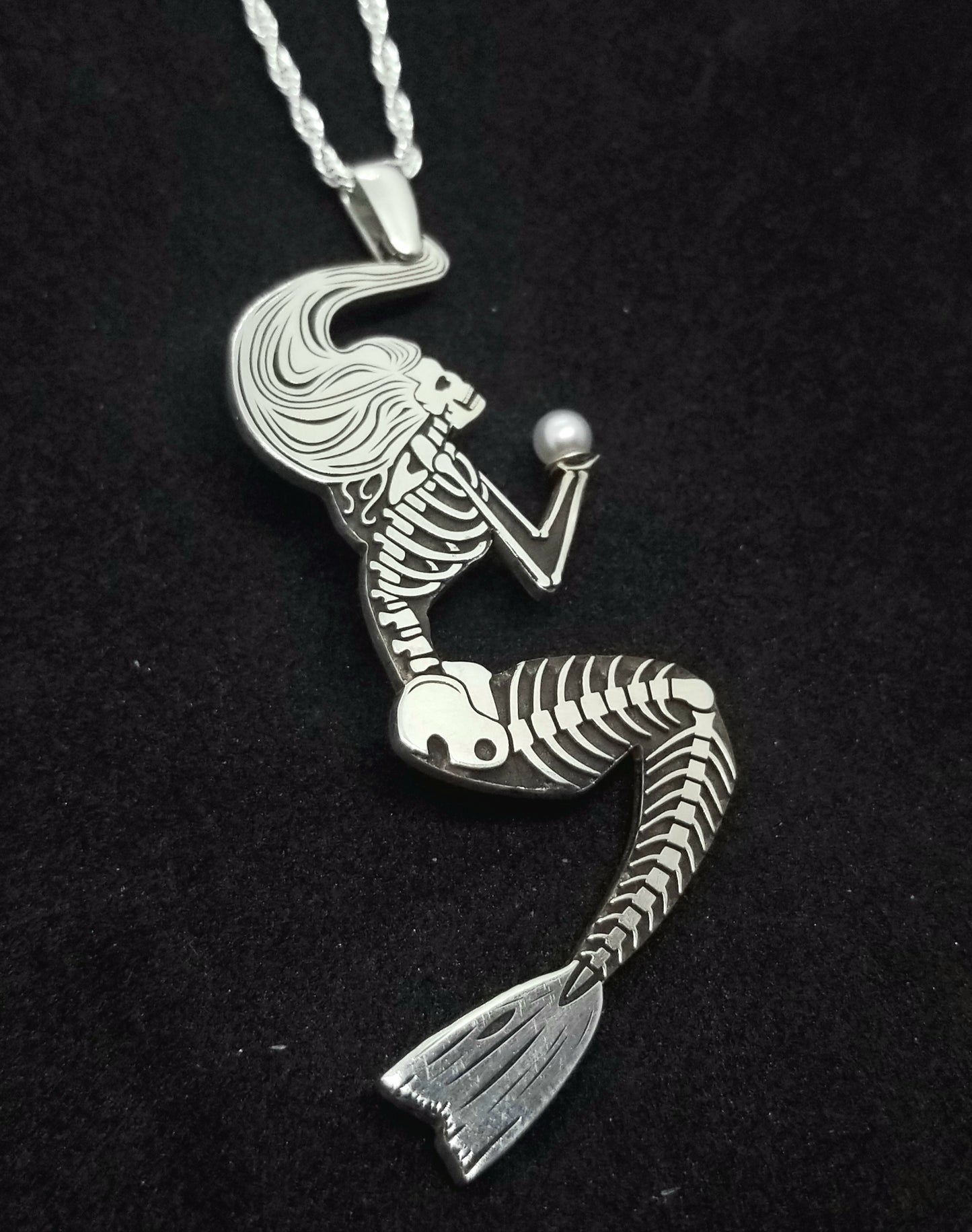 The Offering. Mermaid Necklace with Akoya Pearl