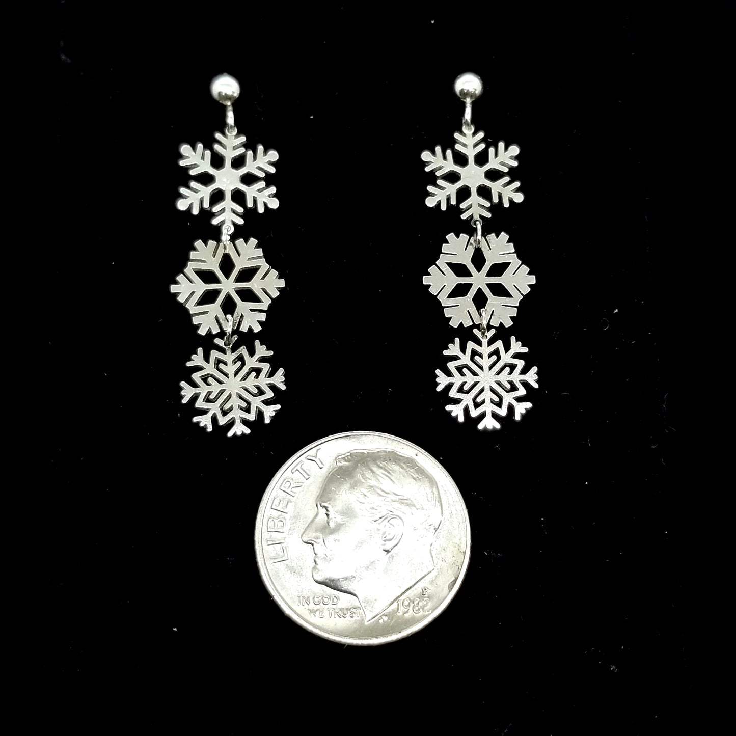 Silver Snowflakes - Dangle Earrings